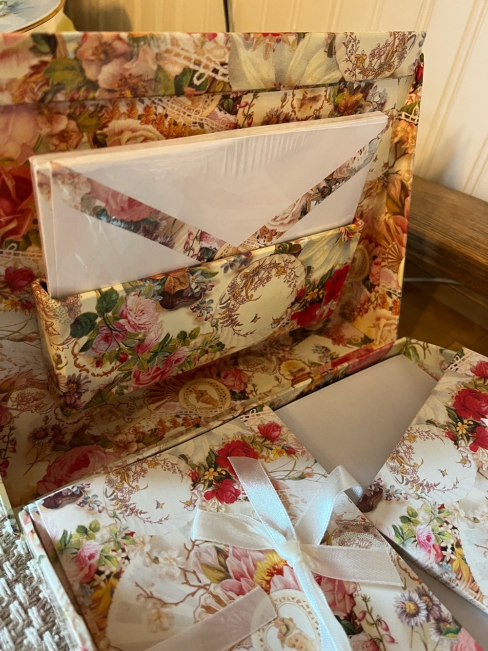 Boxed Stationery- New - Picture 4 of 9
